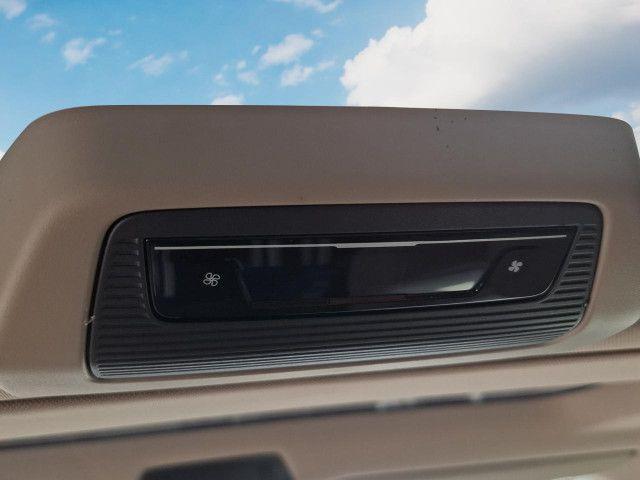 Volkswagen T7 Multivan Langer Überhang Style NAVI AHK