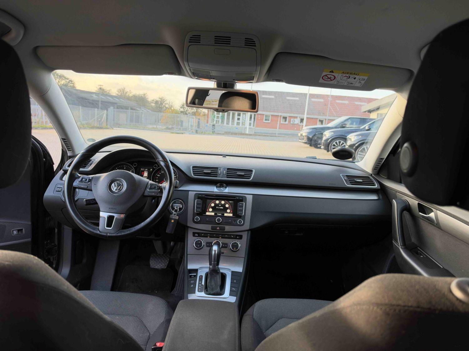 Volkswagen Passat 2014 — photo 12