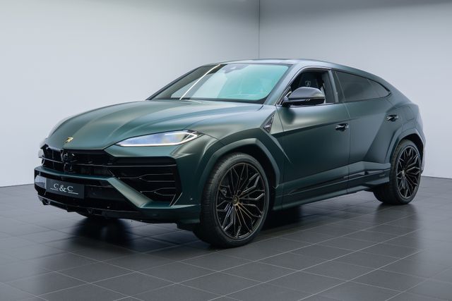 Lamborghini Urus SE AKRAPOVIC/CARBON/PANO/B&O/FULL