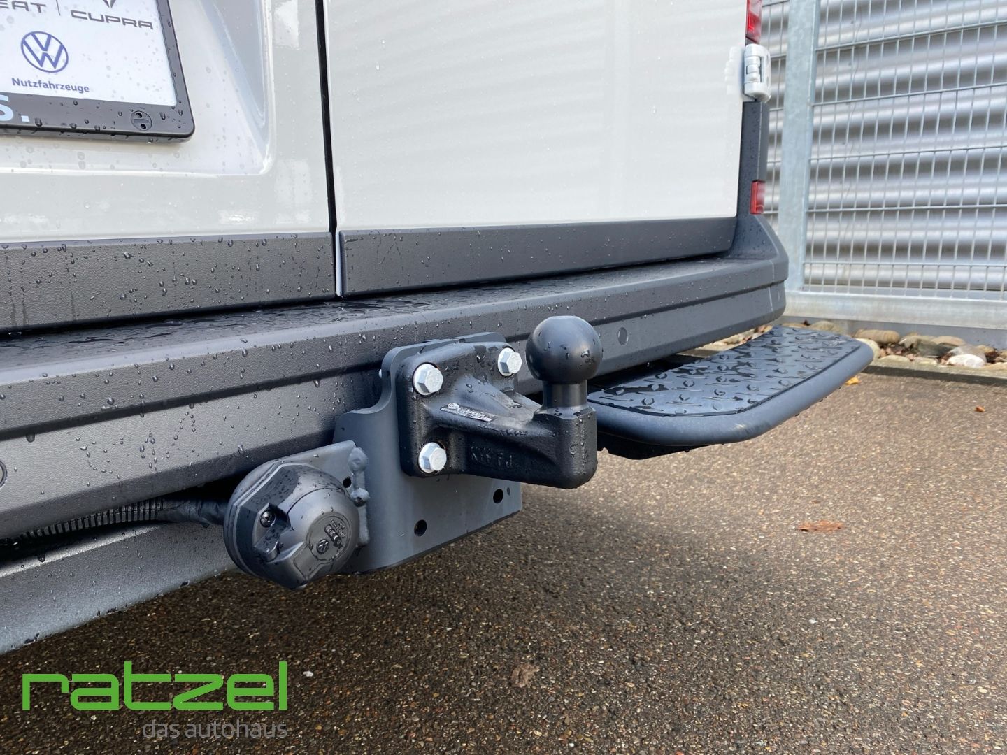 Fahrzeugabbildung Volkswagen Crafter 35 Kasten HD Navi+Klima+Kamera+Allwetter