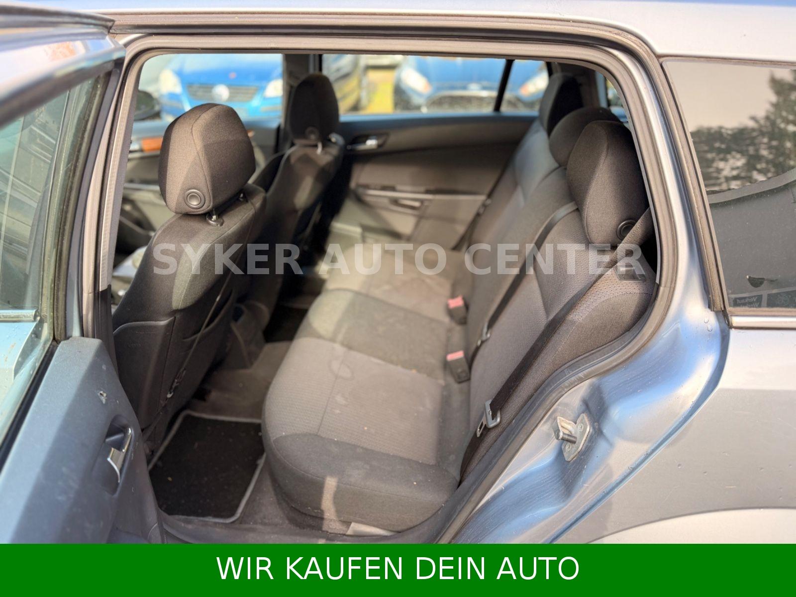 Opel Astra 2005 — photo 9