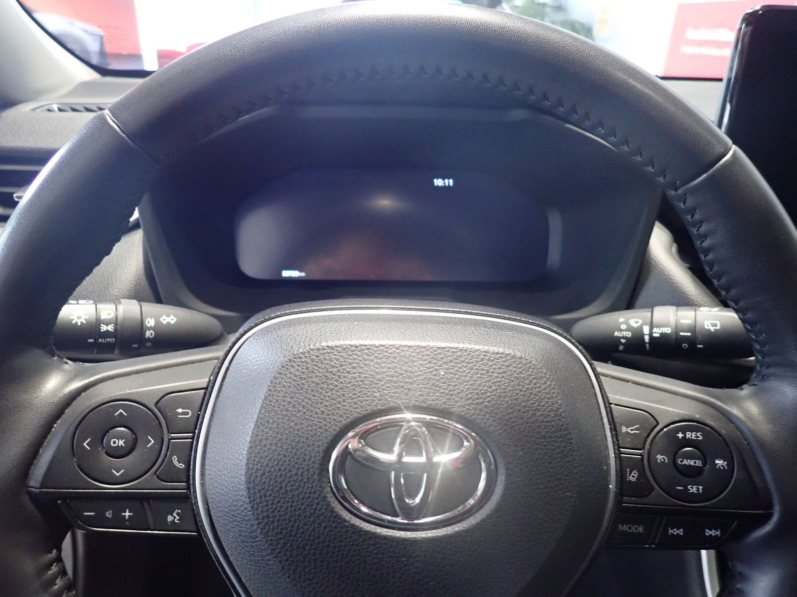 Fahrzeugabbildung Toyota RAV 4 Hybrid 4x2 Team Deutschland