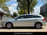 Volvo V60 Kombi Momentum Automatik/Xenon/PDC/SHZ/Tempo - Volvo V60 bis 10.000 Euro