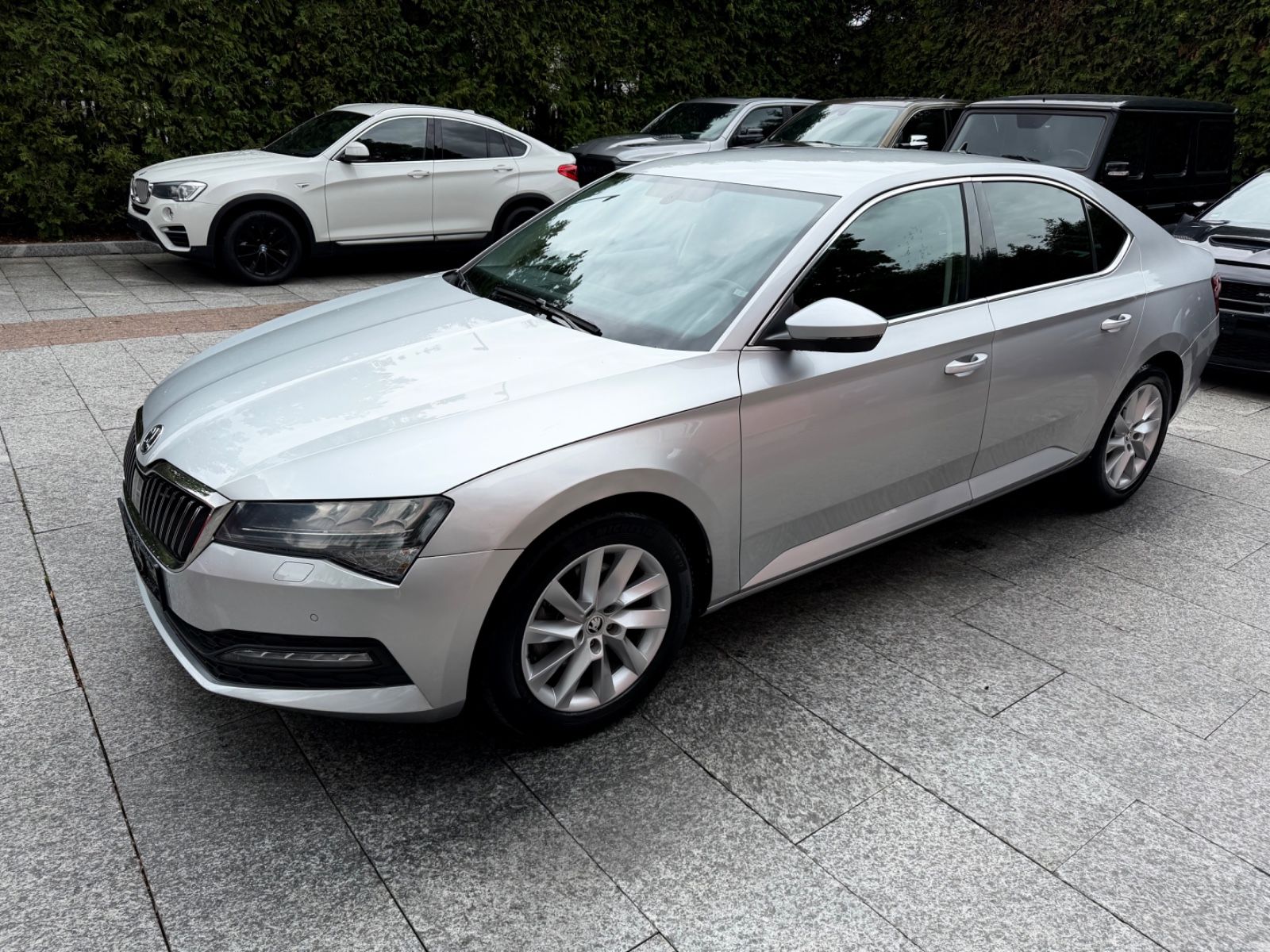 Skoda Superb - 1