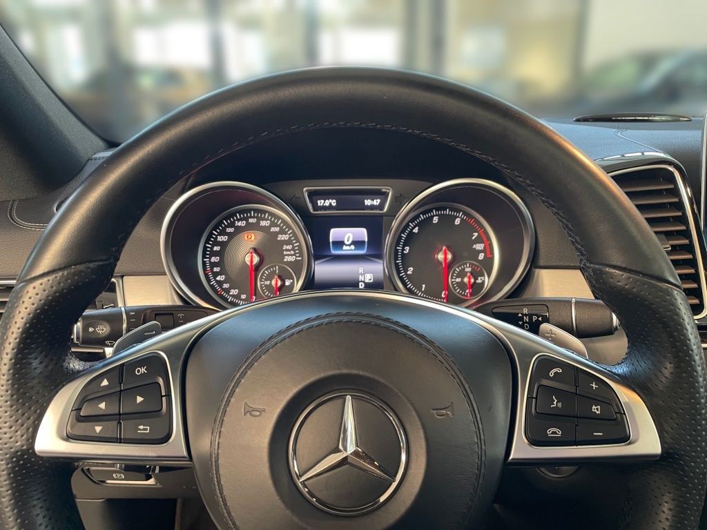 Fahrzeugabbildung Mercedes-Benz GLS 500 4M AMG Night AHK Distr.+ Pano 360° 4xSHZ