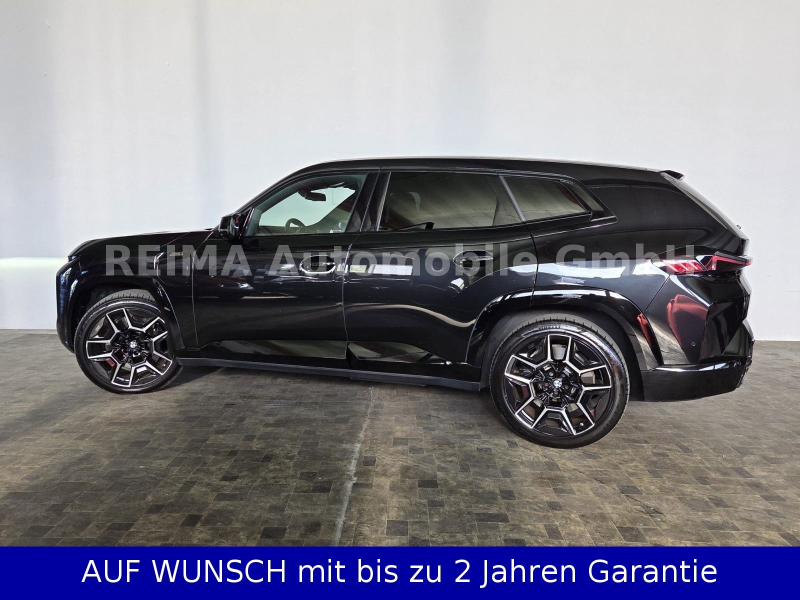 Fahrzeugabbildung BMW XM M, 480 KW, B&W, HUD, AHK, Laser, SOH 94,2%