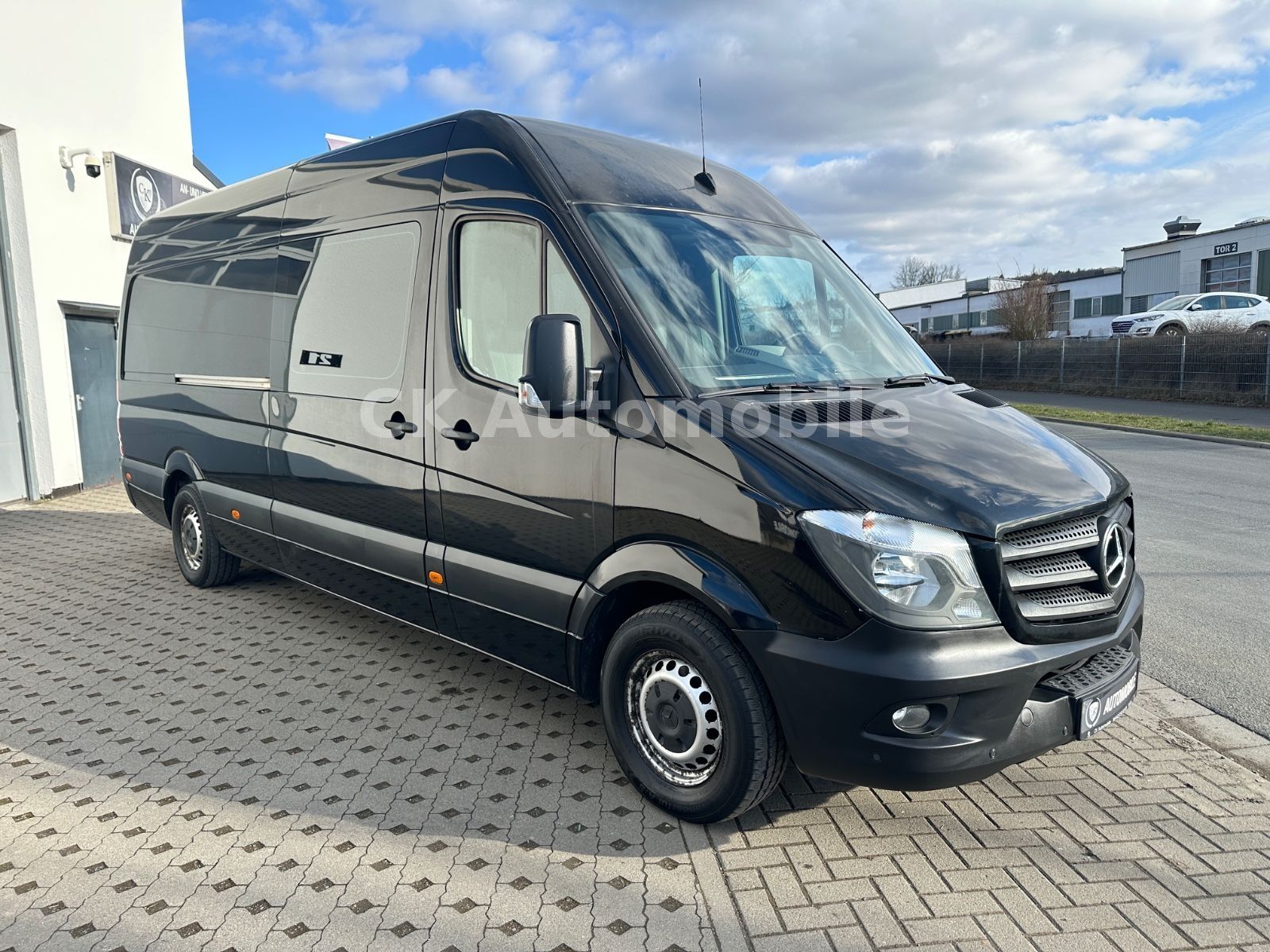 Fahrzeugabbildung Mercedes-Benz Sprinter II Kasten 316 CDI Mixto Maxi/ 5 Sitze