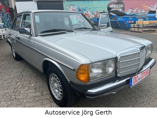 Mercedes-Benz 200 Automatik