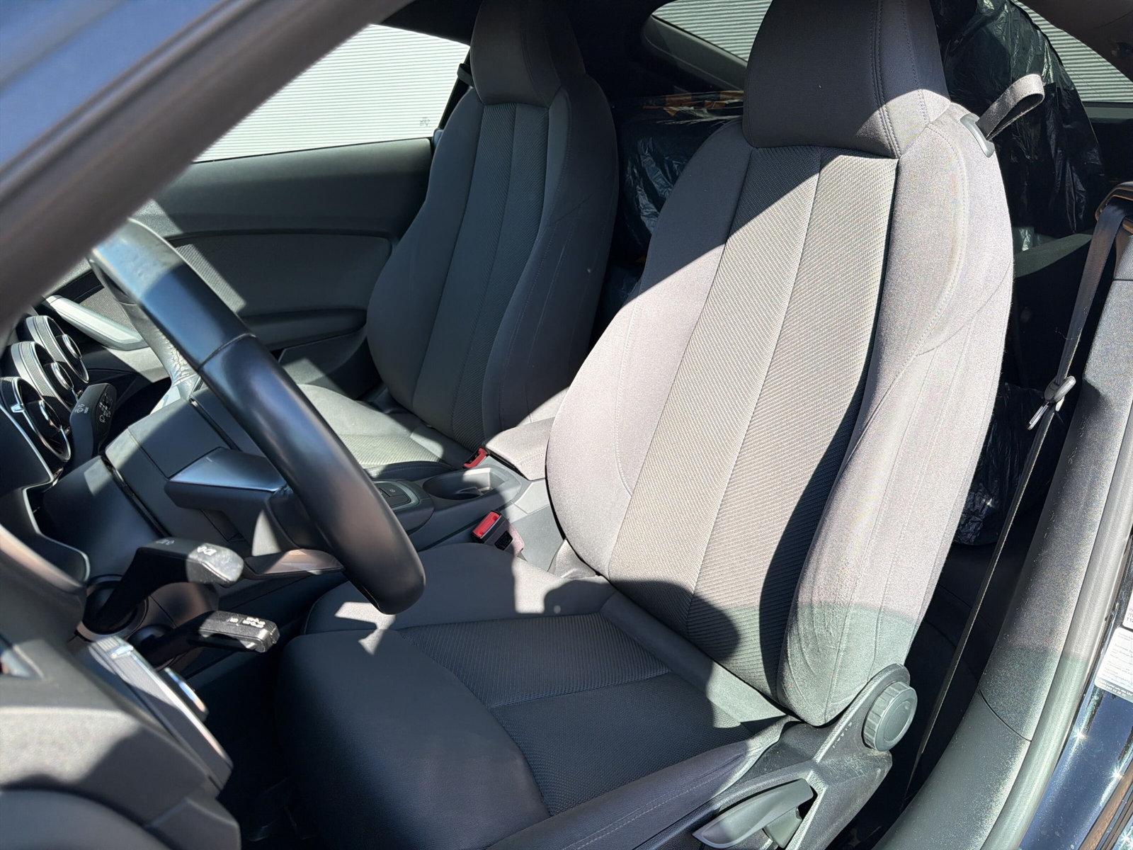 Audi TT Coupé 1.8 TFSI S line LED Navi