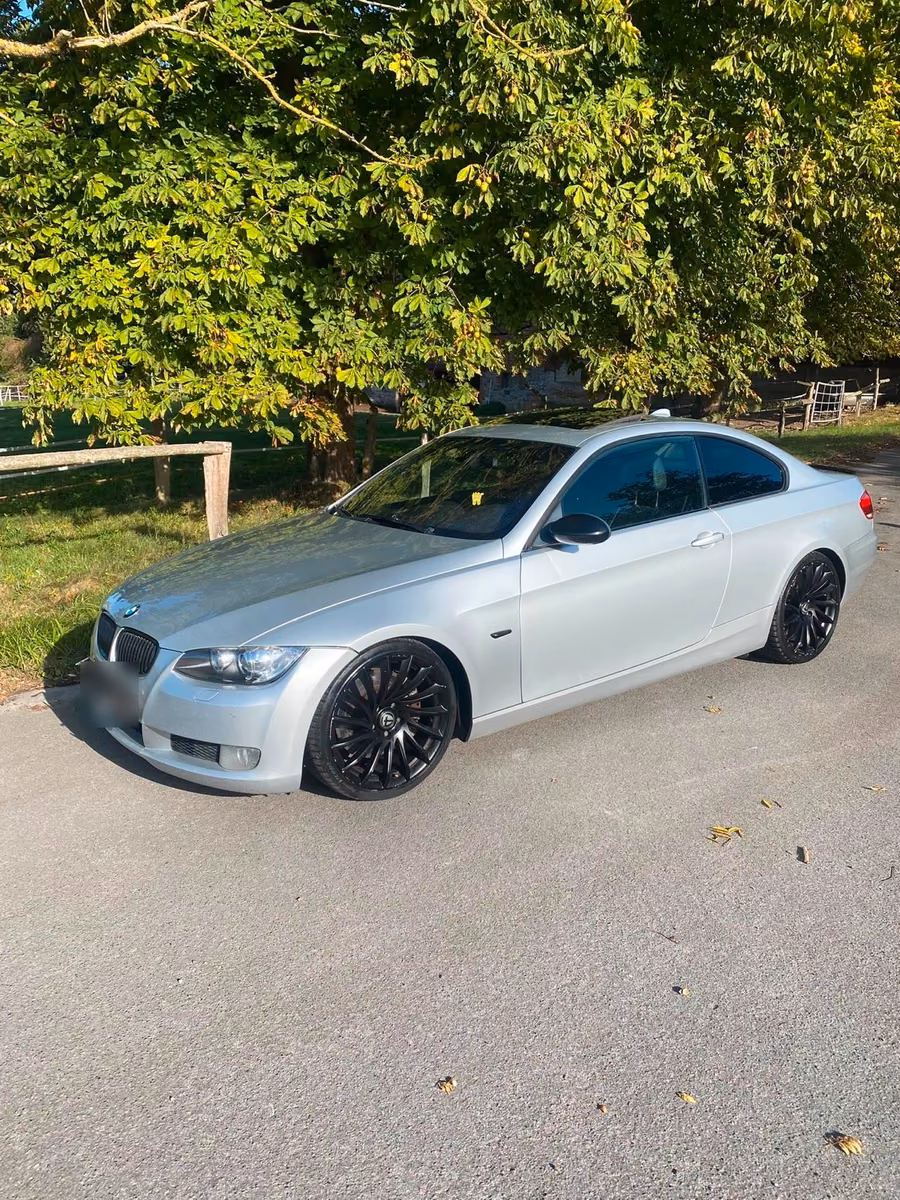 BMW 335