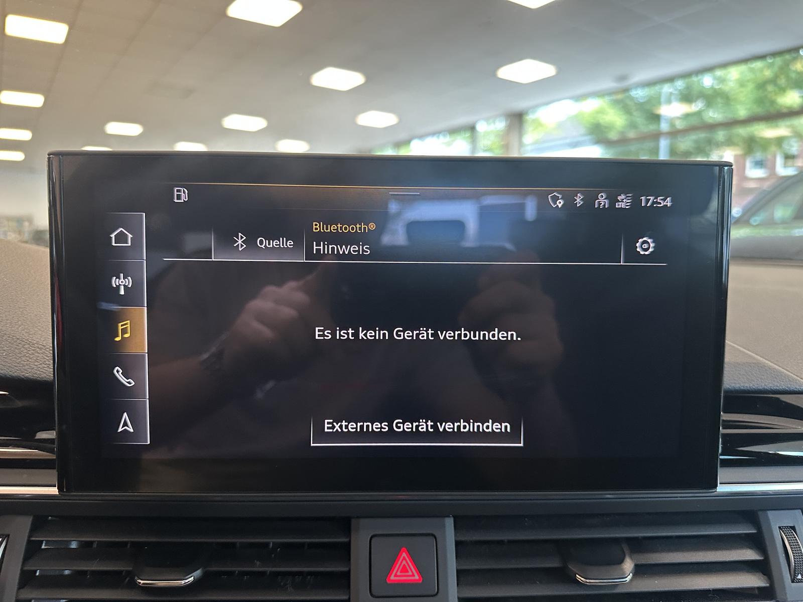 Audi A4 40 TFSI*S-line*AHK*S.dach*1.hand*SHZ*Navi*LED, миниатюра 24