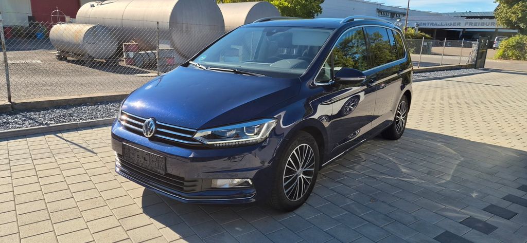 Image of Volkswagen Touran