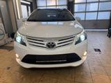 Toyota Avensis 1.8l Kombi, Navi, Kamera - Toyota Avensis von privat