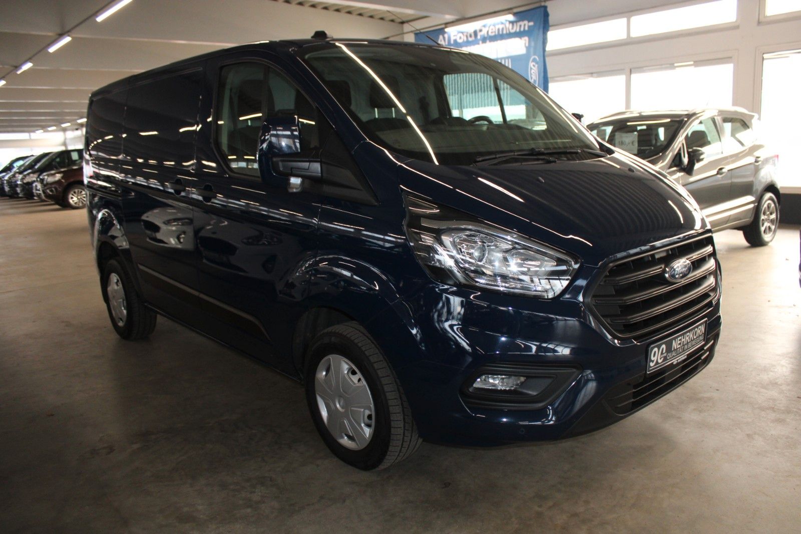 Fahrzeugabbildung Ford Transit Custom TREND L1 Kasten AHK KLIMA 1.Hand
