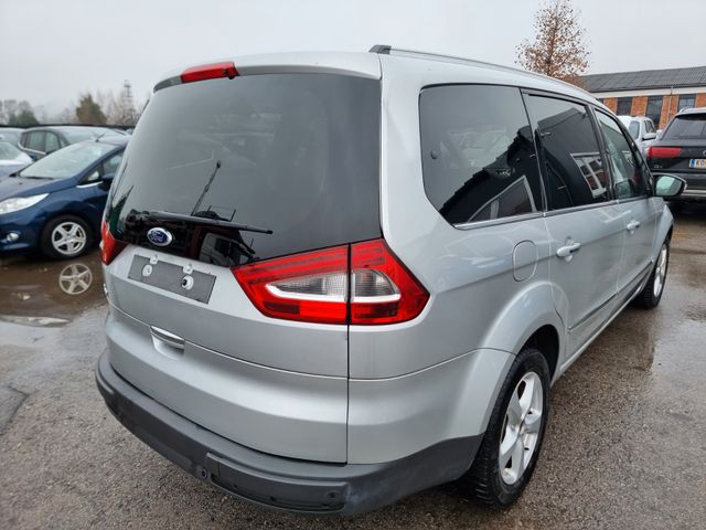 Ford Galaxy 2,0 EcoBoost Titanium PowerShift