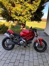 Ducati Monster 696 - DUCATI MONSTER 696