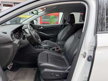 Opel Grandland (X) - 12