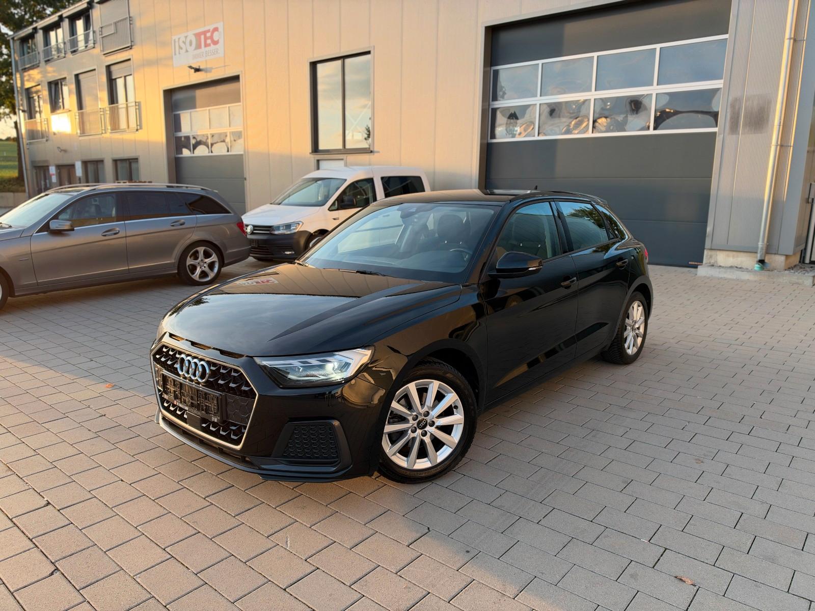 Audi A1 SB 30 TFSI S-Tro VC CarPlay LED NAV PDC SHZ