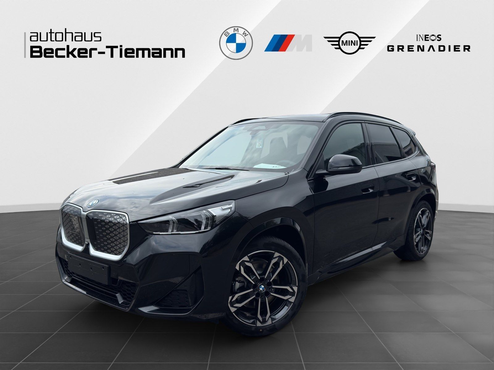 BMW iX1 xDrive30 - UPE 69.970,- € #exclusive