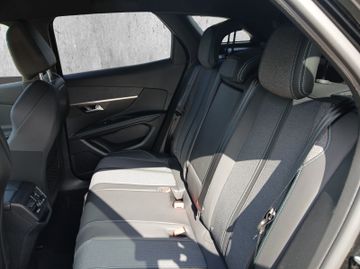 Peugeot 3008 Allure Pack 1.2 PureTech 130 +Navi+Kam.+SHZ