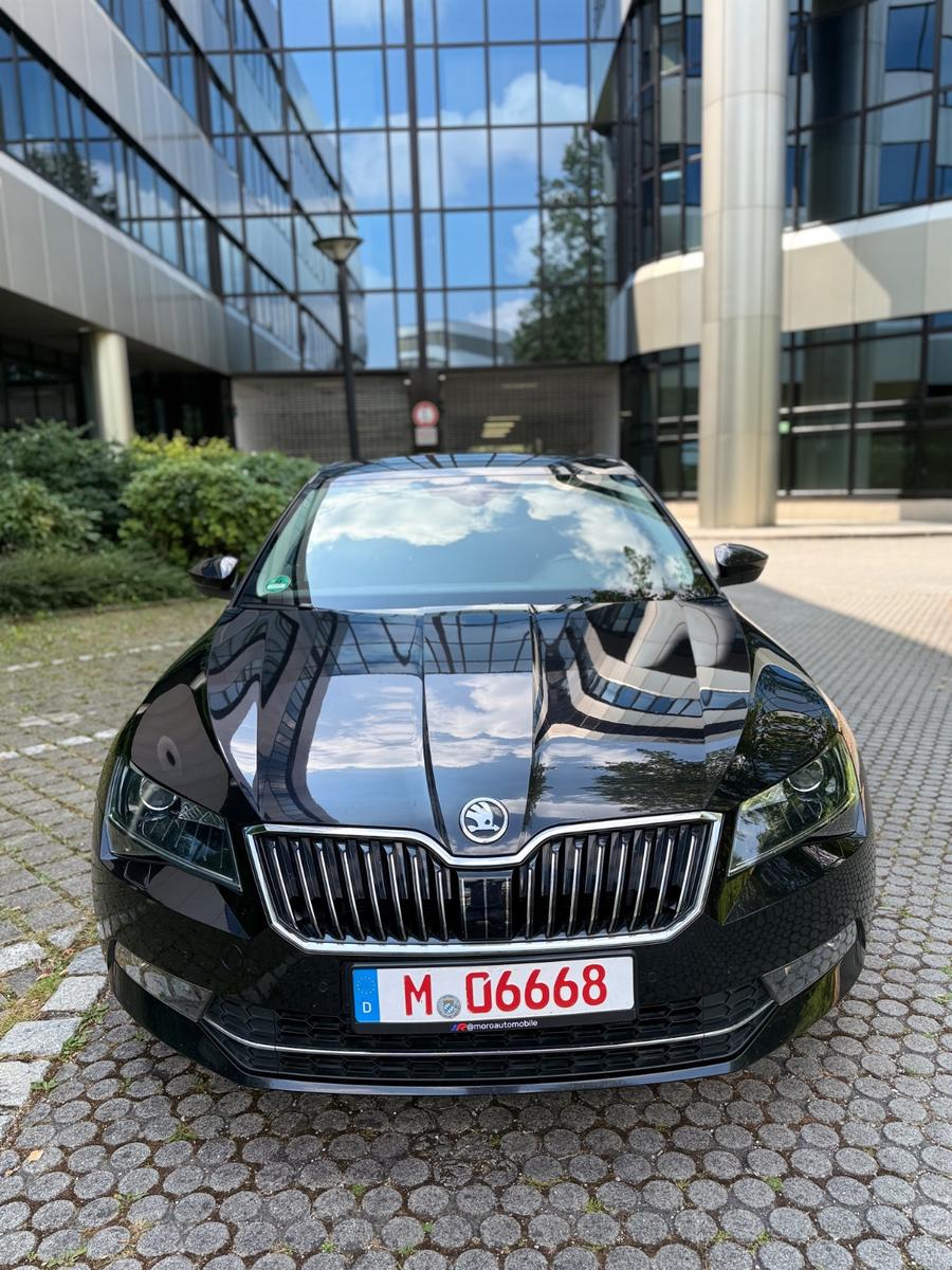 Skoda Superb Lim. Style 4x4 190 PS CANTON 1 Hand