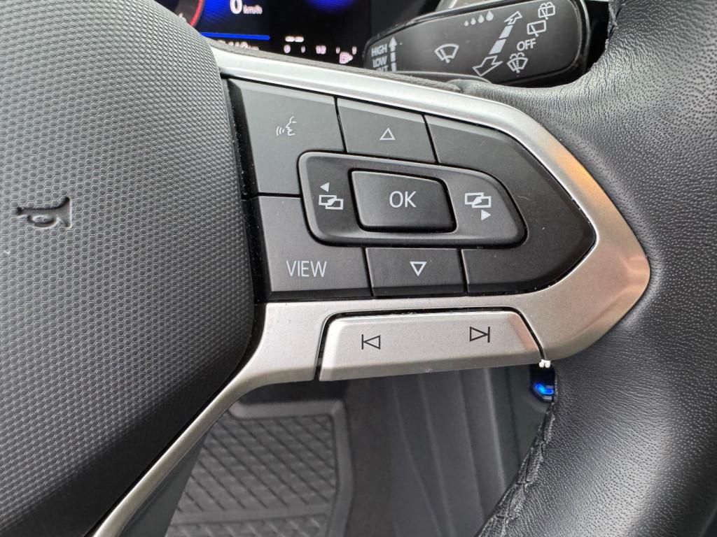 Volkswagen Touran Comfortline *7-SITZER/LEDER/KAMERA*, миниатюра 12
