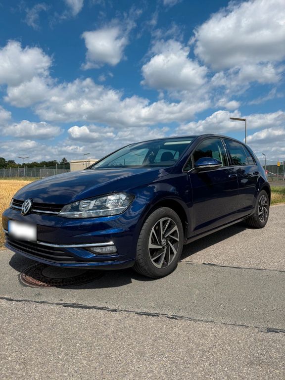 Image of Volkswagen Golf