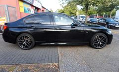 Fahrzeugabbildung BMW 320 i M Sport Shadow Navi Harman-Kardon SELTEN!