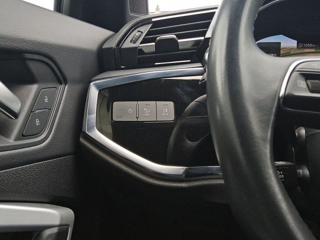 Q3 2.0TDI Aut. Navi LED ParkPilot Optikpaket