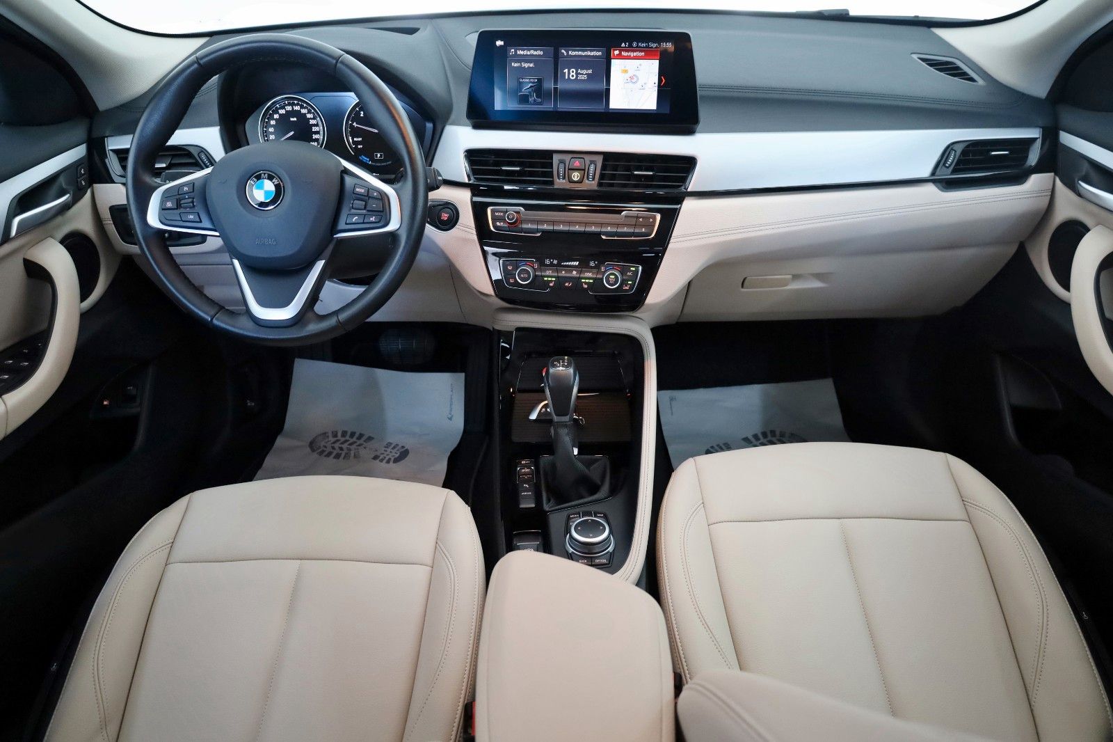 Fahrzeugabbildung BMW X2 xDrive 25e Advantage,Leder,Navi,SH,HUD,Kamera