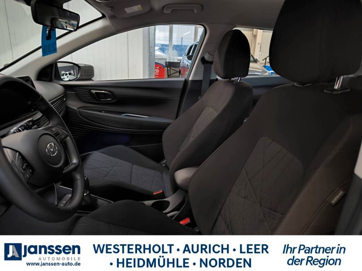 Fahrzeugabbildung Hyundai BAYON Trend,PDC hinten,Klima,Start-Stopp,Rückfah