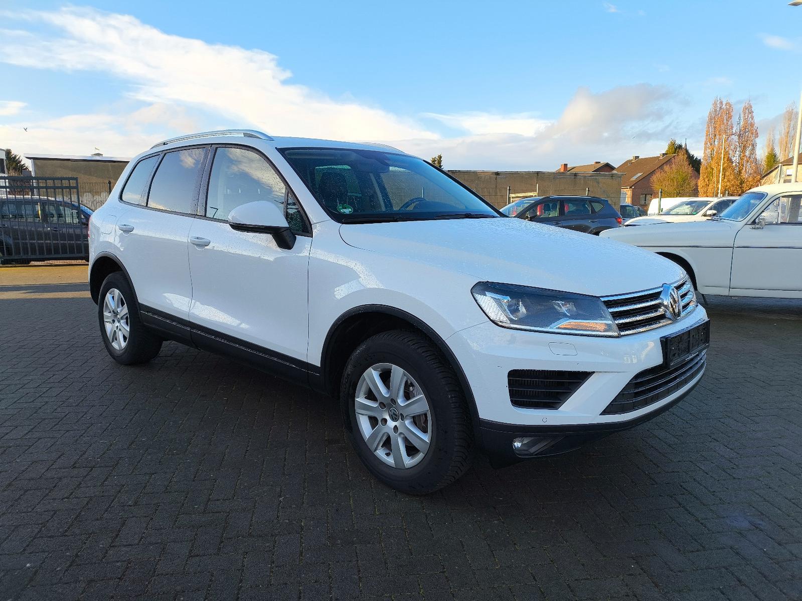 Volkswagen Touareg V6 TDI 4Motion,LEDER,NAVI,SITZHEIZUNG