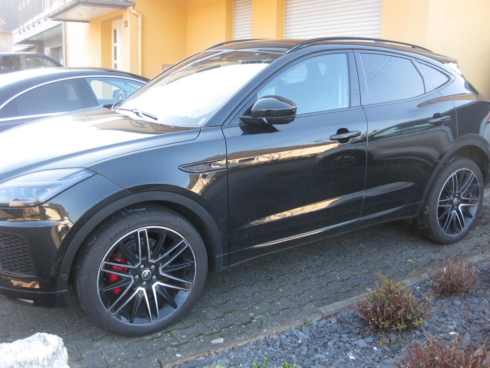 Jaguar E-PACE R-Dynamic HSE AWD,AHK,Pano,ACC