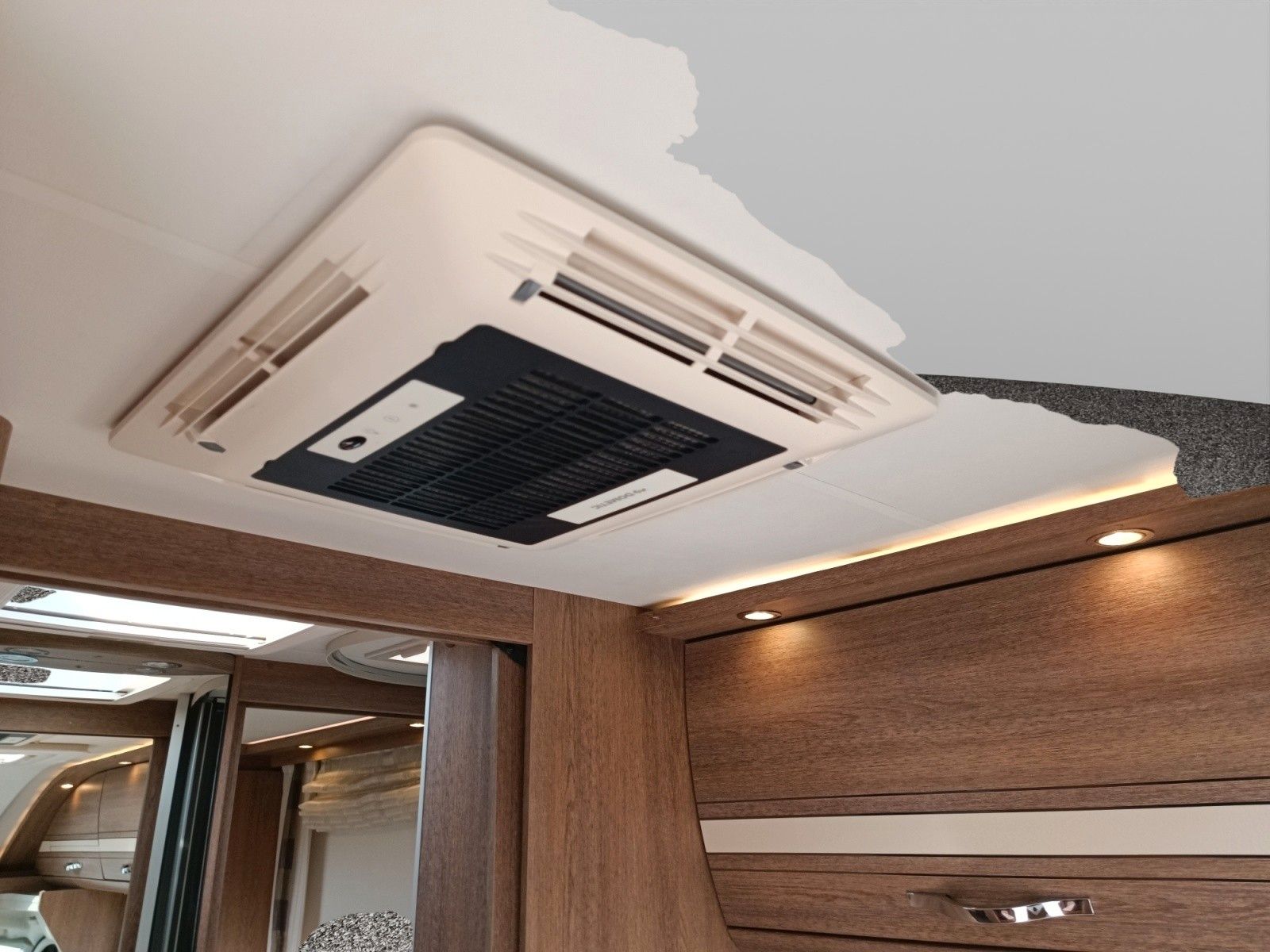 Fahrzeugabbildung Dethleffs T7150-2 Esprit *4,25t*Queensbett*Dachklima