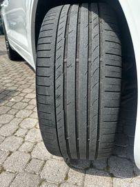 Volkswagen Touareg - 5