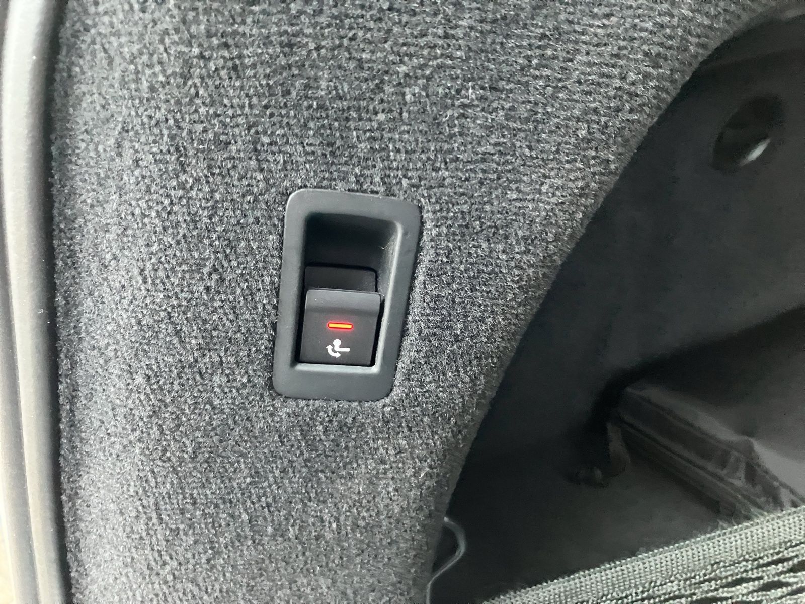 Fahrzeugabbildung Audi A6 Avant 50 TDI quattro sport AHZV HD Matrix Hea