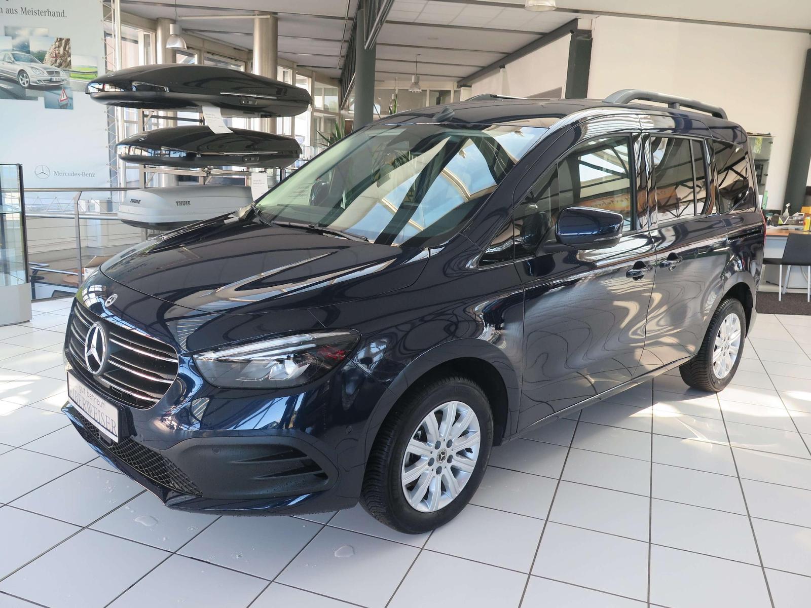 Mercedes-Benz T-Class T 180 Edition LED Kamera Navi Ambienteb.