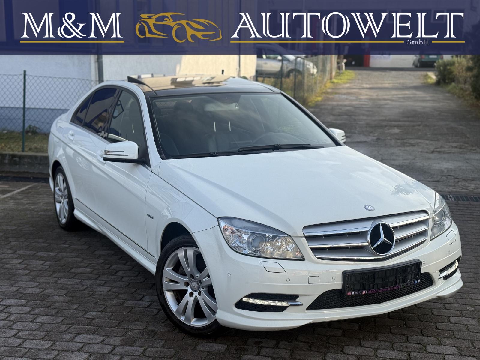 Mercedes-Benz C 200 AMG Style | 94t Km | PANO | Leder | Avantg