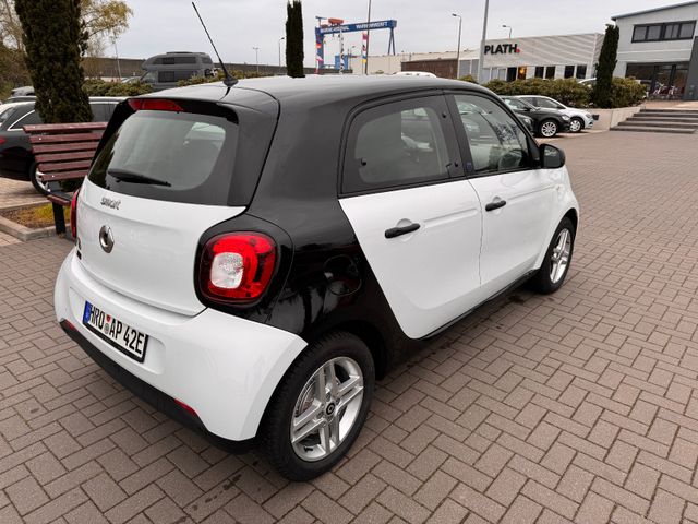 Smart ForFour electric drive / EQ