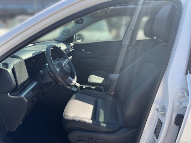 Fahrzeugabbildung Hyundai KONA Prime Elektro 2WD 65 HUD El. Panodach Navi