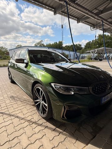 BMW M340i xDrive Touring Individual Verde Ermes