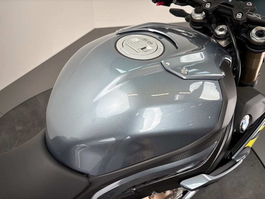 Fahrzeugabbildung BMW S1000 R *3 YEAR WARRANTY *DYNAMIK PAKET