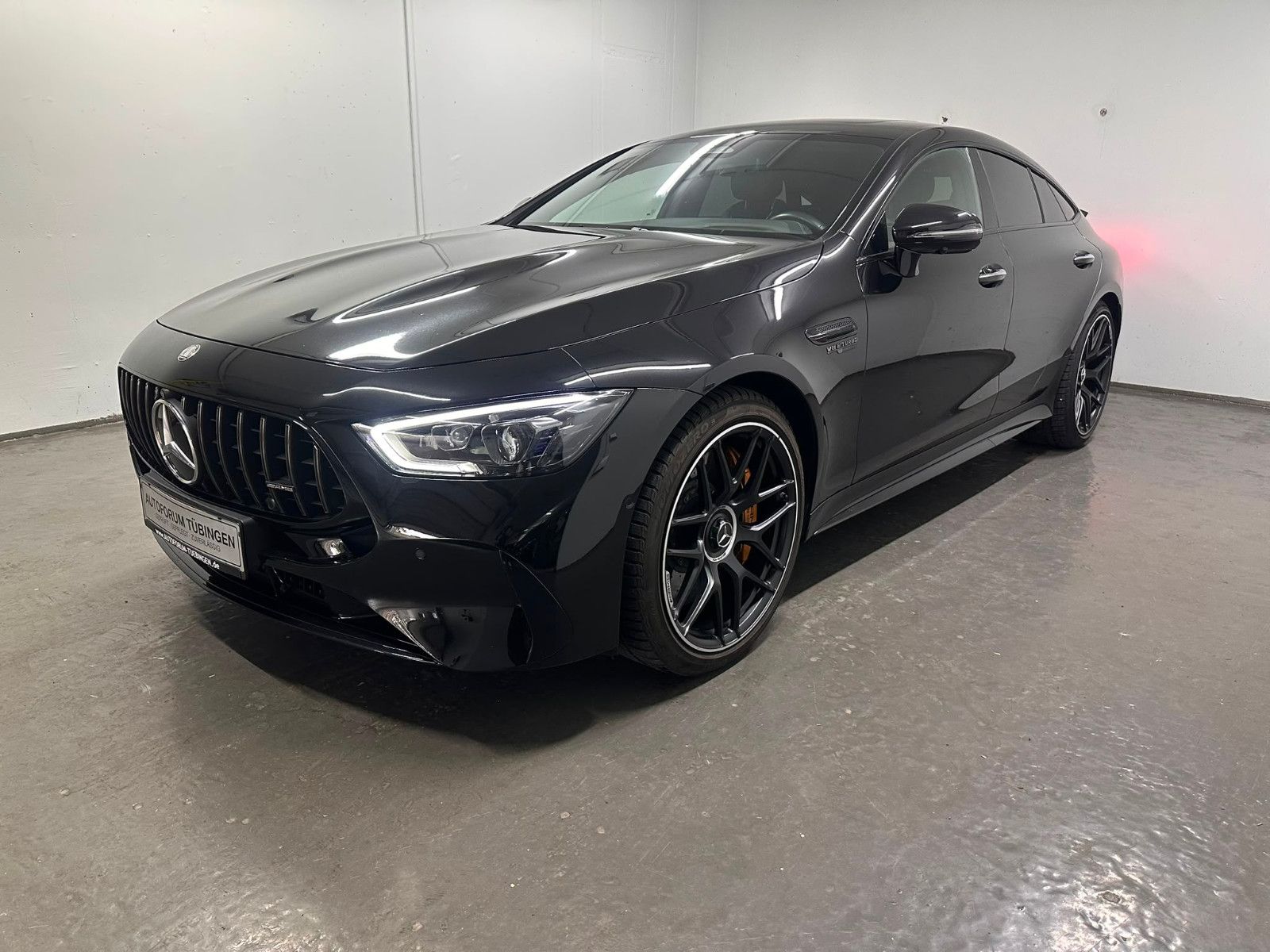 Fahrzeugabbildung Mercedes-Benz GT 63 S E Performance *SHD*KEYGO*NIGHT*SITZKLIMA