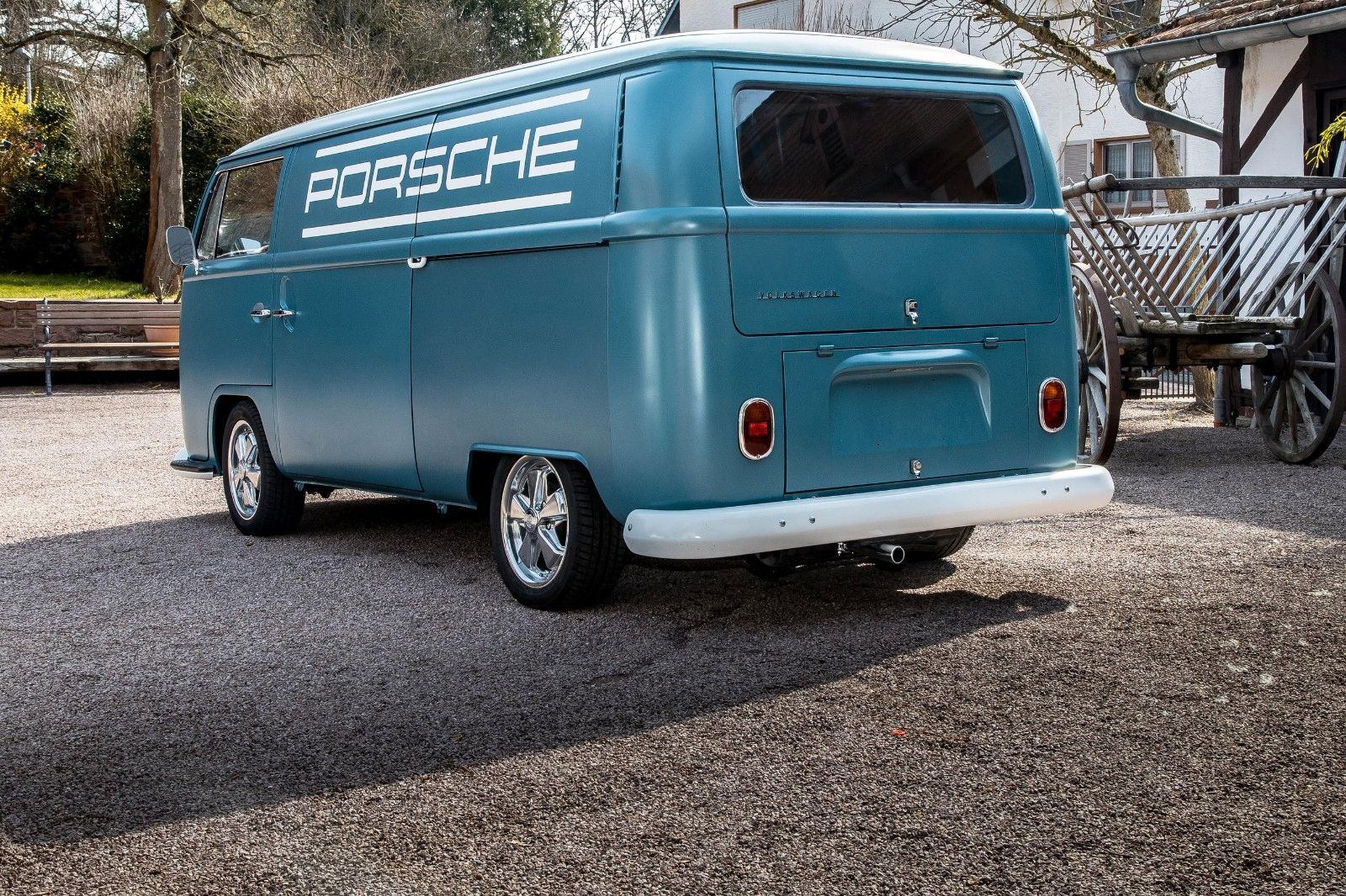 VW T2 Bulli Kasten im Porsche Design 90PS Weber