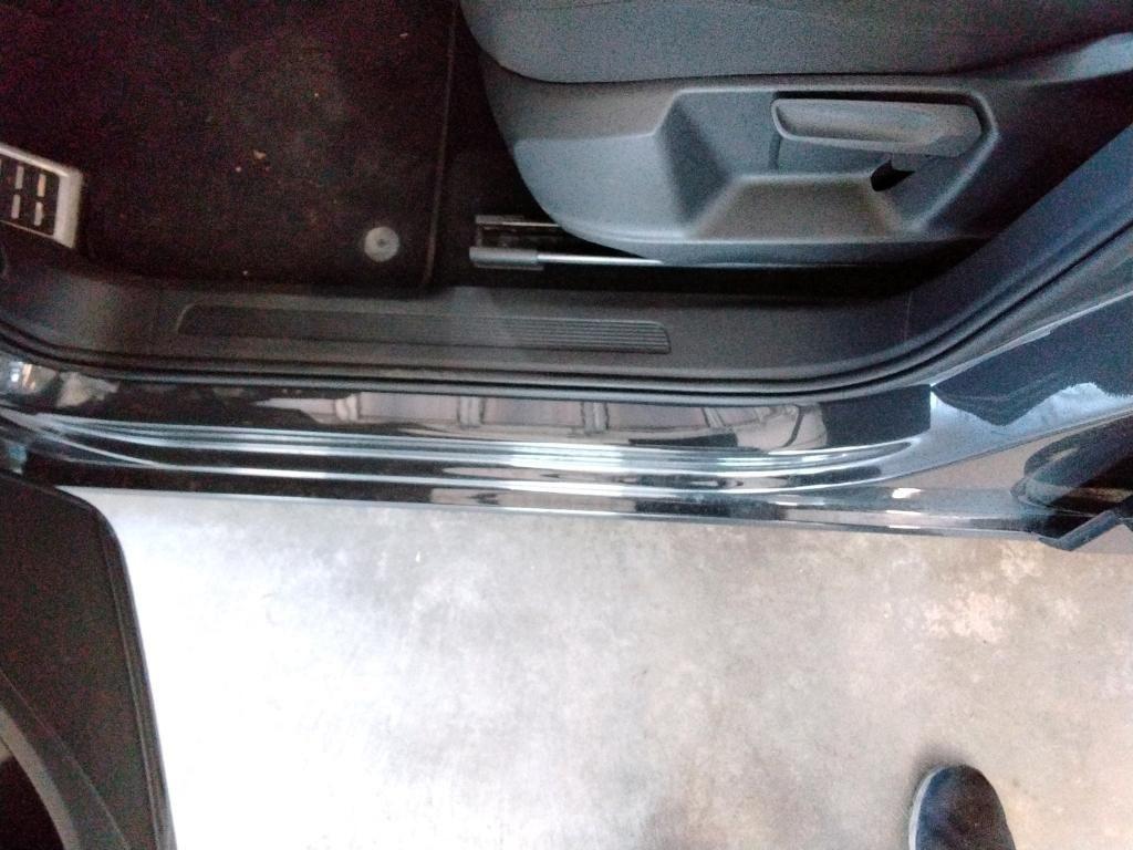 Volkswagen Touran Highline 1.5 TSI 110kW 7-Gang DSG 4 Türen, миниатюра 27