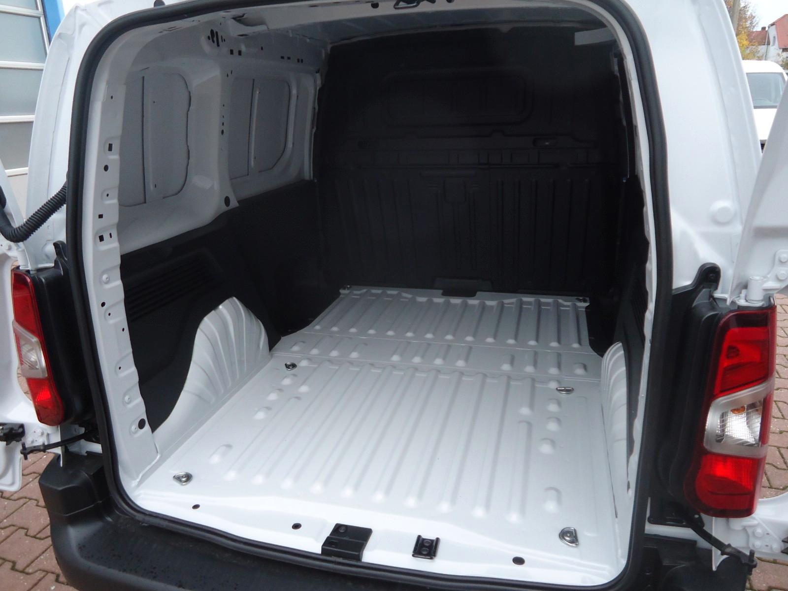 Peugeot Partner KW L1 110 PureTech Premium *Klima-PDC*