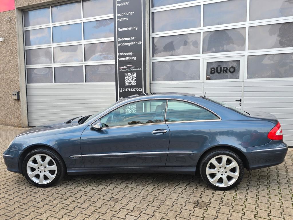 Mercedes-Benz CLK 320