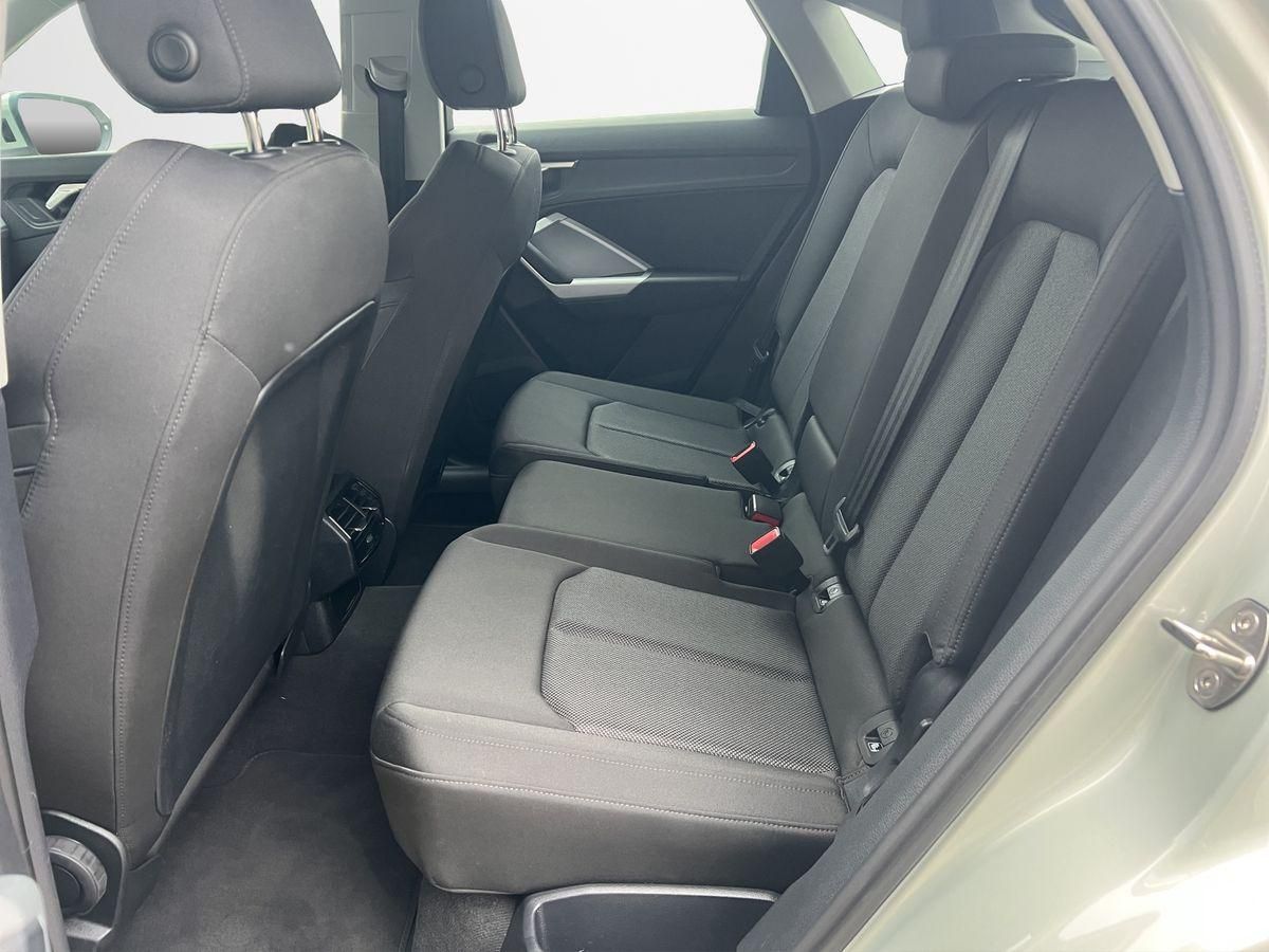 Audi Q3 Sportback 45 TFSI e 180 kW foto 14