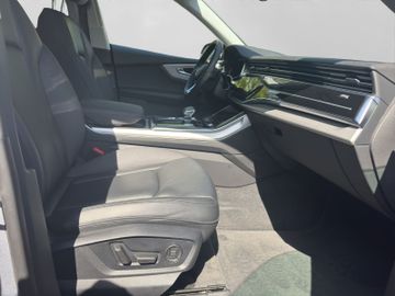 Audi Q8 - 4