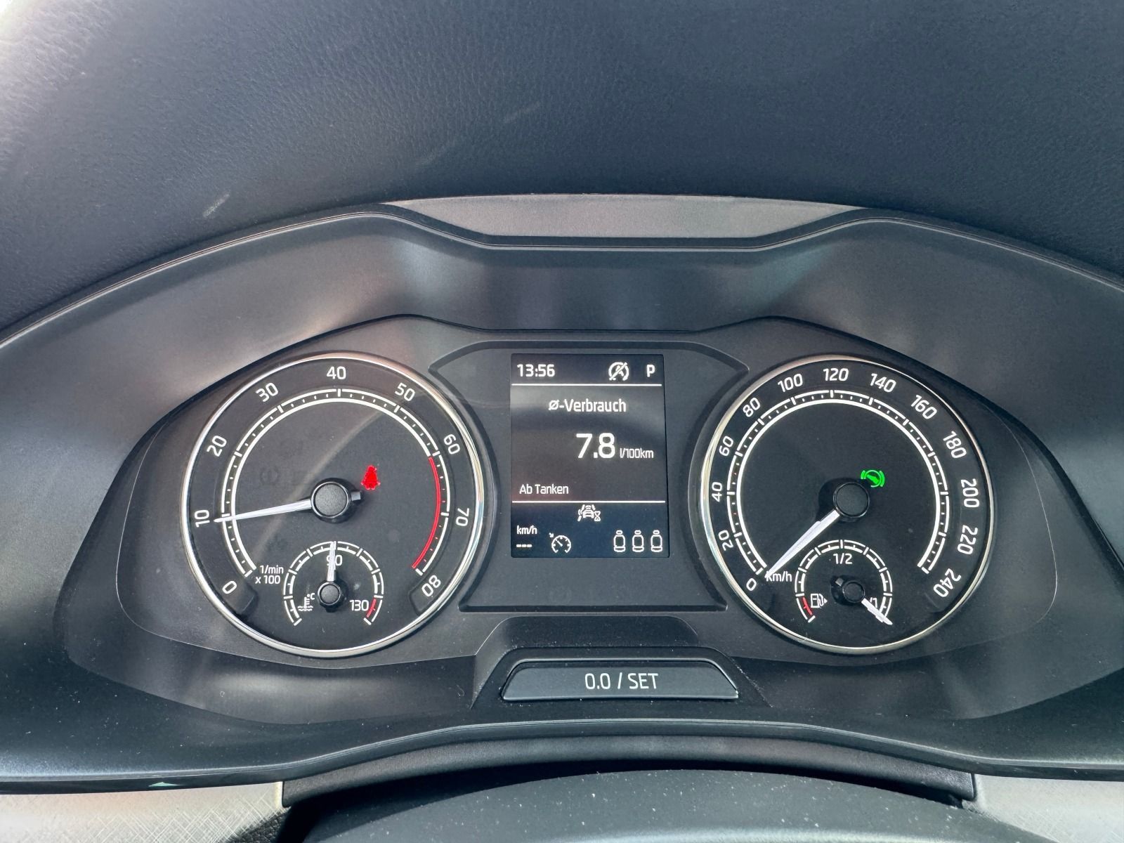 Fahrzeugabbildung SKODA Kamiq Tour 110PS DSG*RFK*NAVI*LED*SideAss